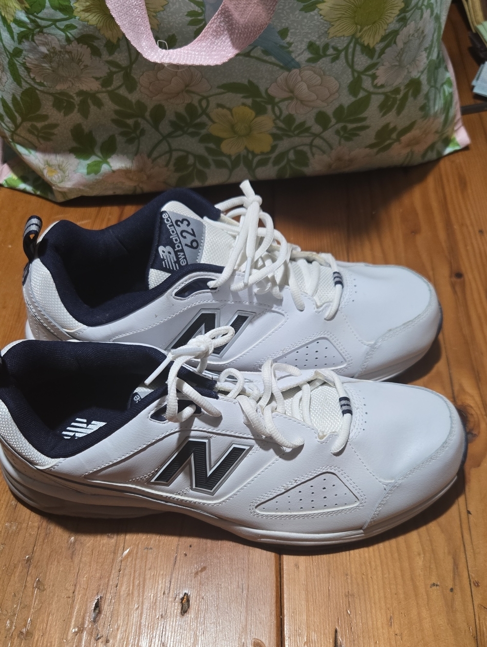 New Balance 623 Men’s White and Navy Athletic Sneakers - Classic Support Sz 13